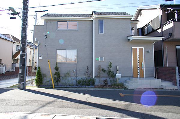 Local appearance photo