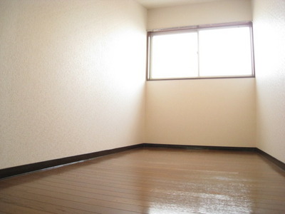 Living and room. Western-style 5 Pledge