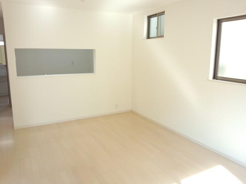 Living. Indoor (10 May 2013) Shooting