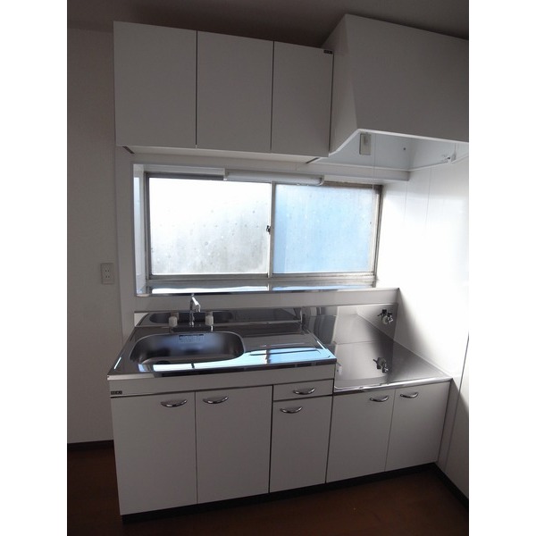 Kitchen. Window There bright kitchen