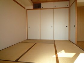 Living and room. Japanese-style room 6 quires