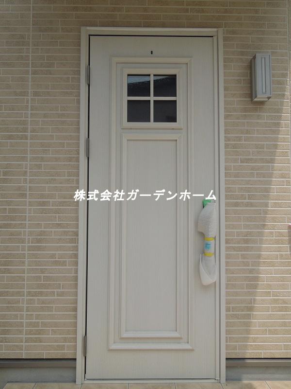 Model house photo. Please put the same day of your visit Curious