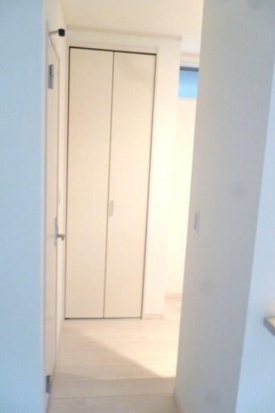 Other introspection. Indoor (12 May 2013) Shooting