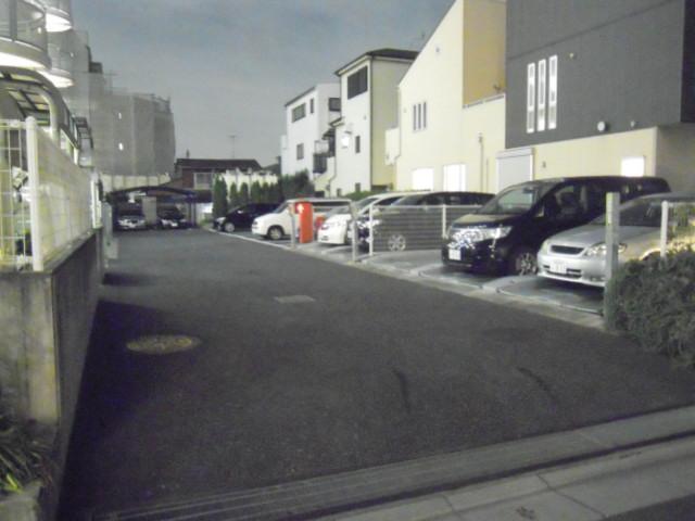 Parking lot