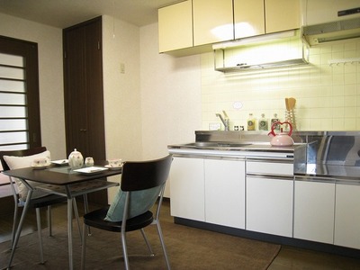 Kitchen. Gas stove installed Friendly Kitchen