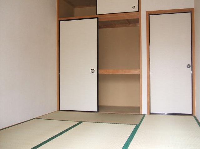 Living and room. This is a sample photo of another in Room.