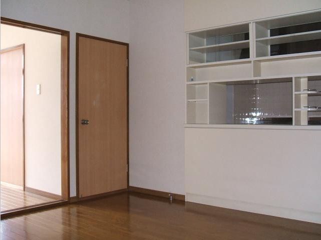 Living and room. This is a sample photo of another in Room.