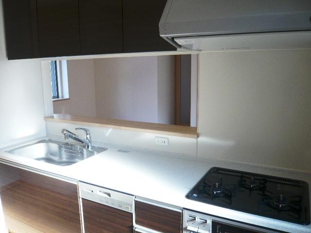 Kitchen. Local (11 May 2013) Shooting