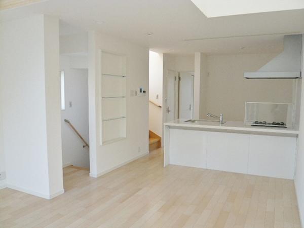 Living. Indoor (11 May 2013) Shooting