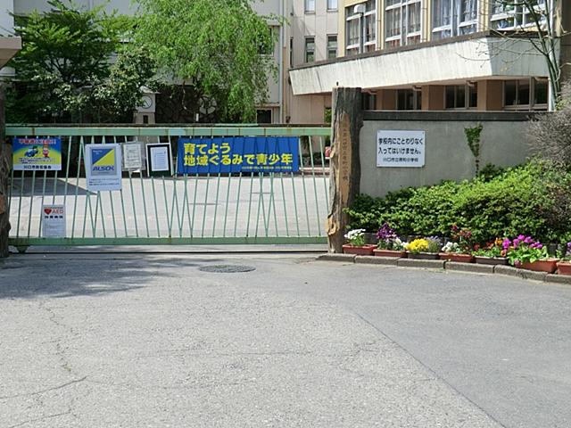 Primary school. Haramachi to elementary school 360m