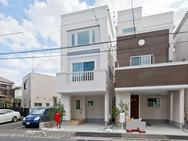 Local appearance photo. Local (11 May 2013) Shooting