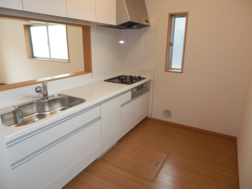 Kitchen. Indoor (12 May 2013) Shooting 4 Building