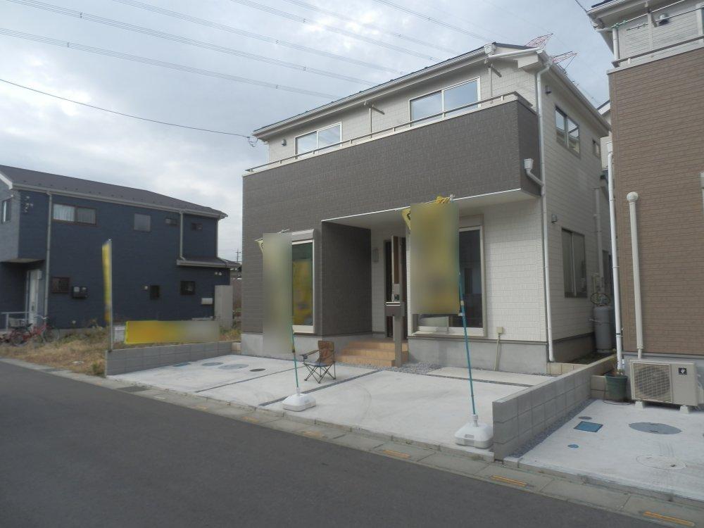 Local appearance photo. Local (12 May 2013) Shooting 4 Building