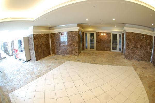 lobby. Auto-lock Mansion