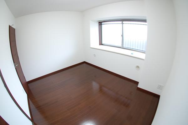 Non-living room. Western-style 7 Pledge