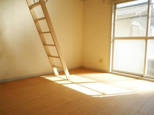 Living and room. Ease of use is a good clean floor plan