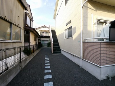 Other. 10m to a shared passageway (Other)