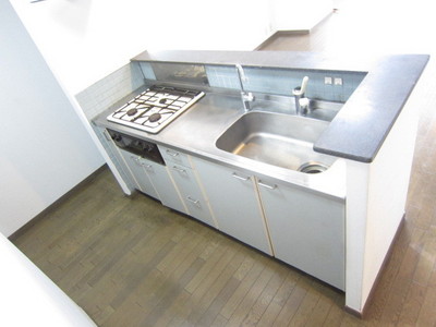 Kitchen. 3-neck system Kitchen