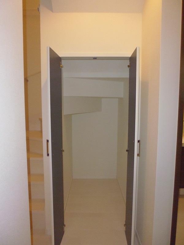 Receipt. Indoor (12 May 2013) Shooting