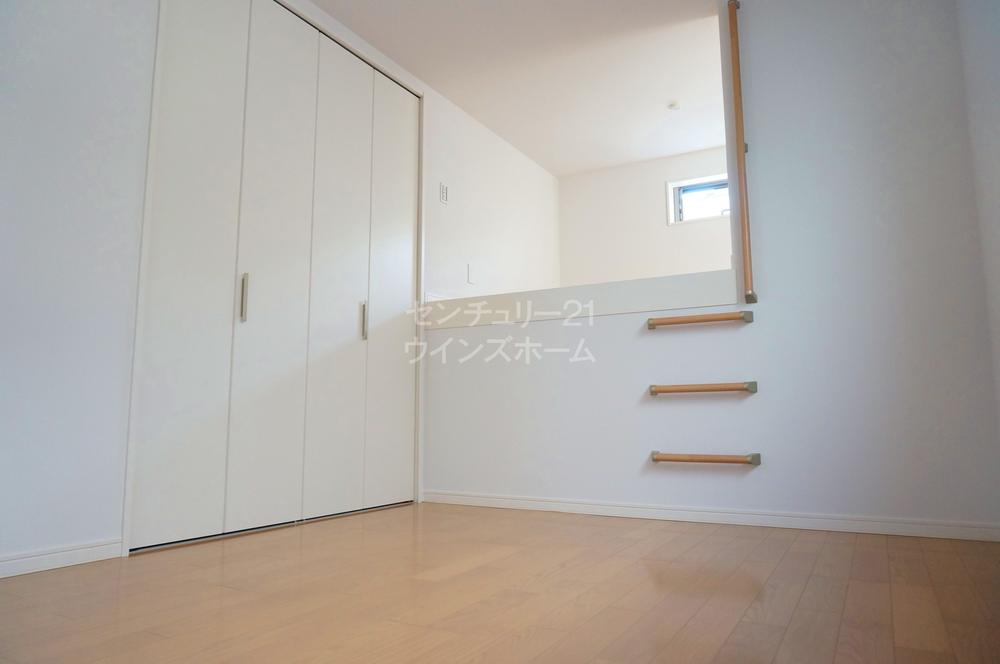 Non-living room. ◇ Western-style (11 May 2013) shooting ◇ 6 Pledge of skip with a loft of Western-style ☆ You can use it safely in small children