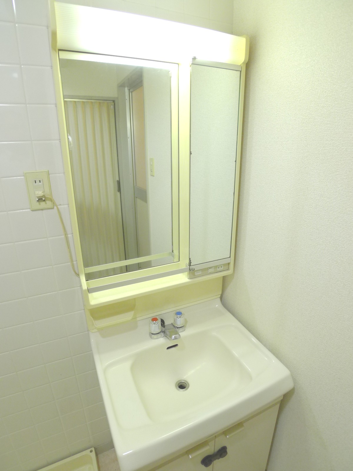 Washroom. Separate vanity