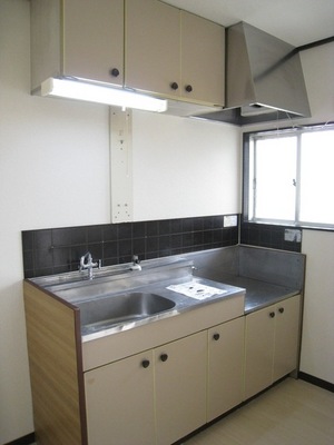 Kitchen. Kitchen gas stove can be installed