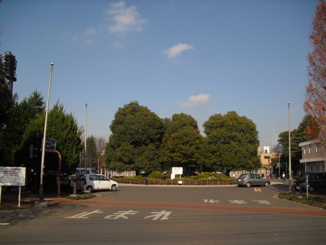 park. 890m to Aoki-cho Park (park)