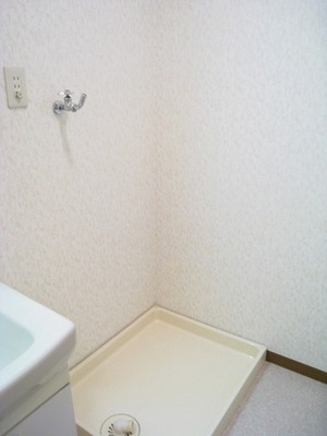 Other. Wash dressing room, Also equipped with independent washbasin