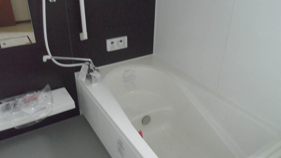 Bathroom. anytime, anywhere. To have received your contact can guide you ready within 30 minutes, We are ready at all times