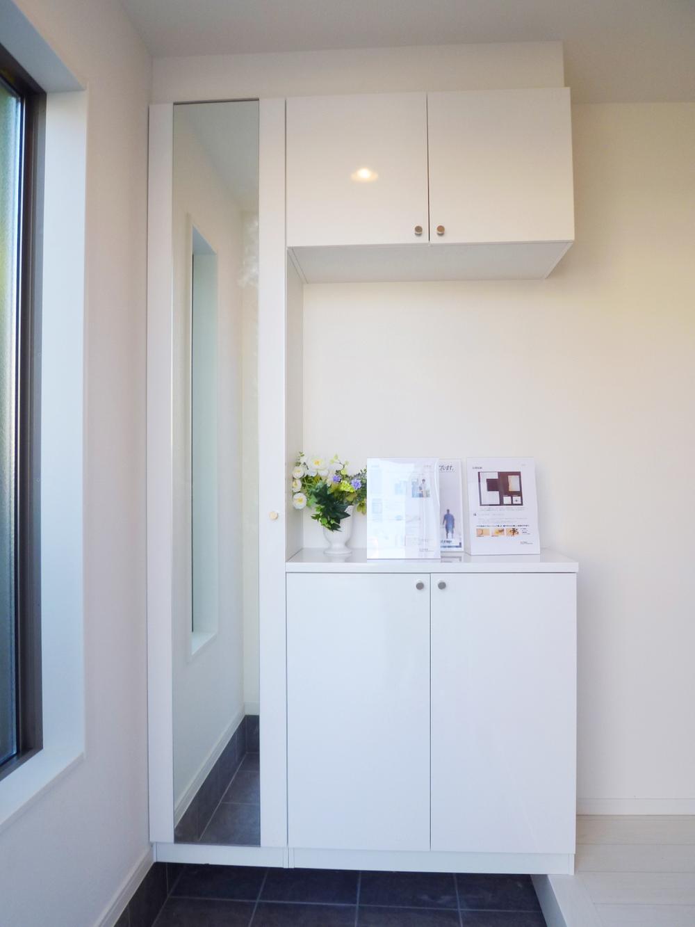 Same specifications photos (Other introspection). ◇ entrance construction cases (same specifications) ◇ entrance of the storage rooms ☆ You can securely store important shoes