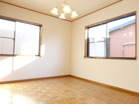 Other room space. Western-style about 7.0 Pledge