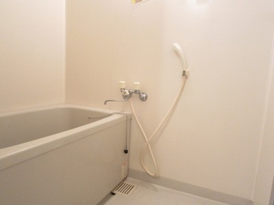 Bath. Bathing of just good size