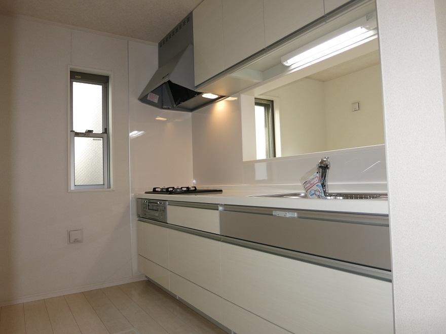 Same specifications photo (kitchen). Same specifications