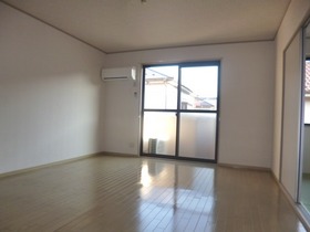 Living and room. Living 11.5 Pledge ・ Air-conditioned