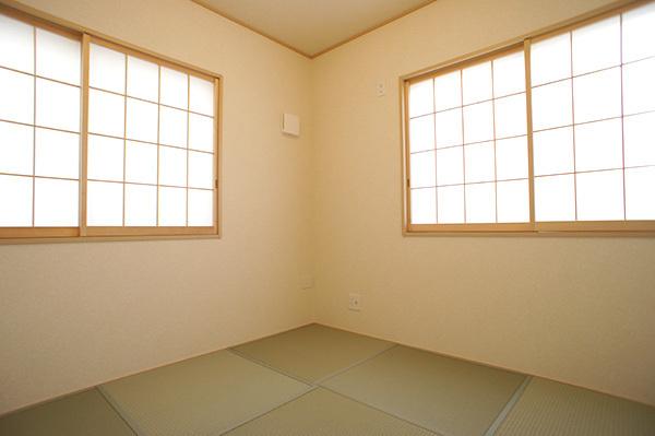 Non-living room. (1 Building)