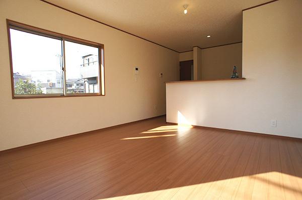 Living. Conversation of your family is lively, Open-minded LDK (1 Building)