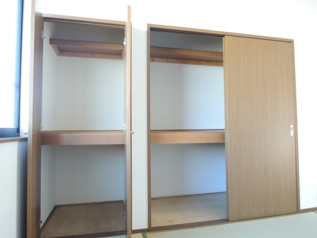 Receipt. Separate reference is a picture