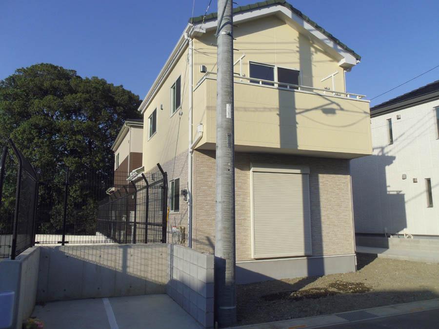 Local appearance photo. Was building completed. Such as the actual image from per yang, We have to wait all the time so you can see directly. 