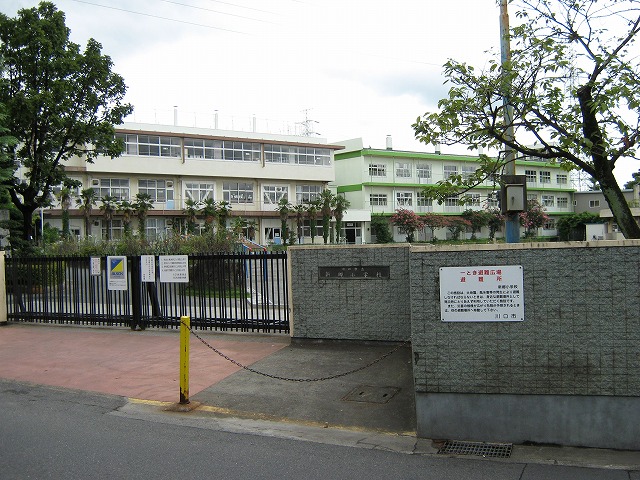 Primary school. Xinxiang 350m up to elementary school (elementary school)