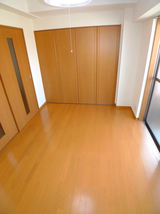 Other. All rooms flooring