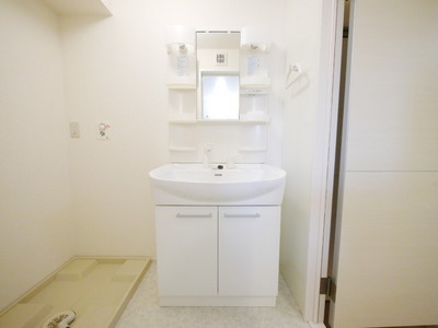 Washroom.  ※ The photograph is the same manufacturer Building Construction example