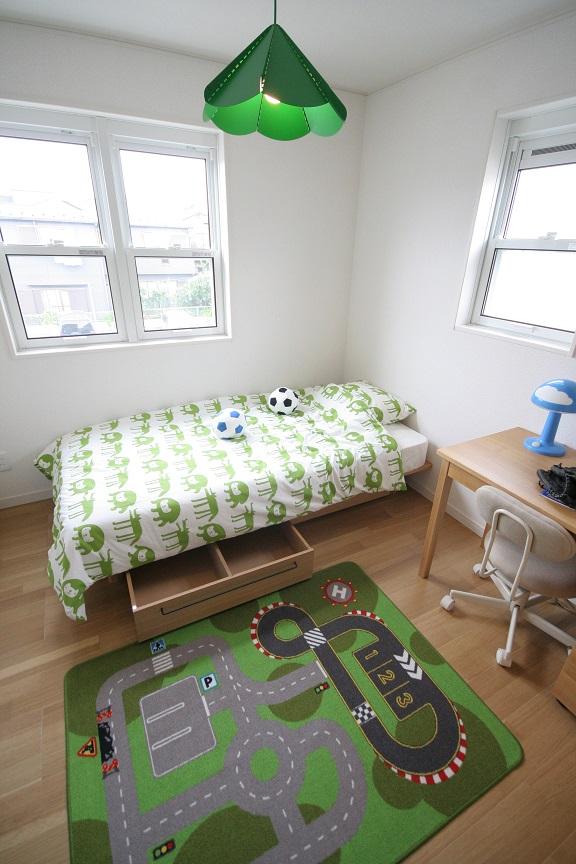 Non-living room. Children's room