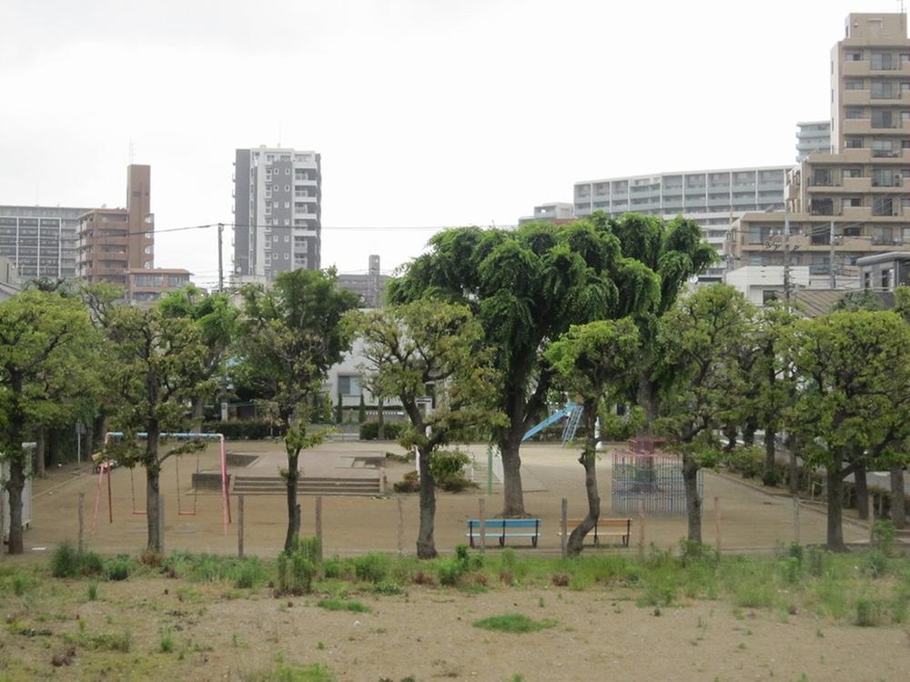 Other. Nearby park