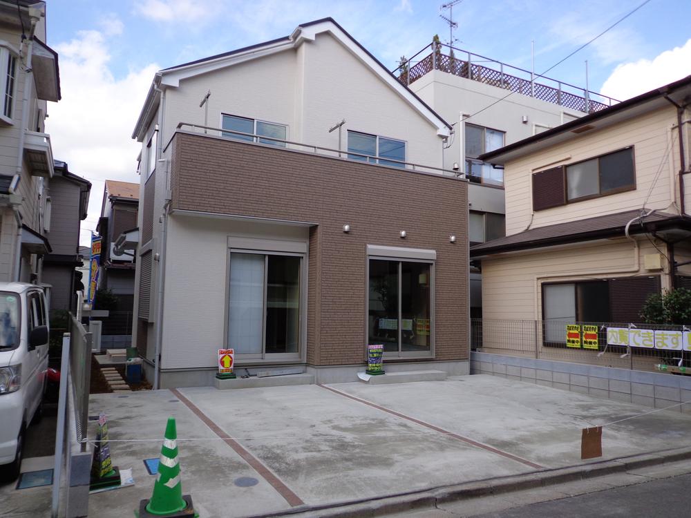 Same specifications photos (appearance). Appearance example of construction (same specifications)