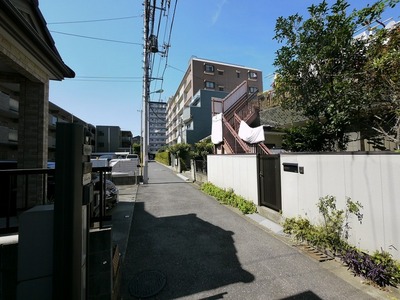 Other. Until the other (Other) 10m