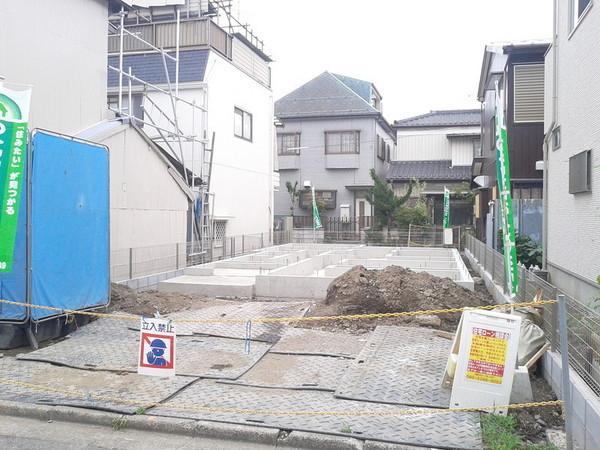 Local appearance photo