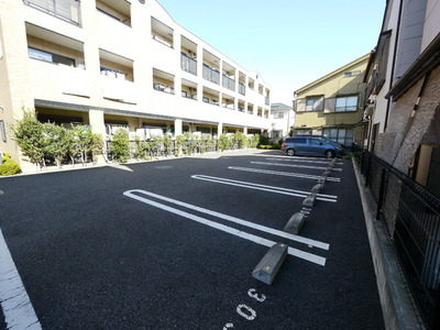 Parking lot