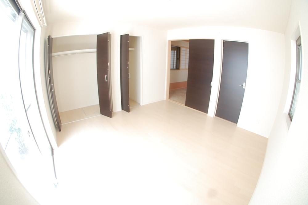 Receipt. Yes each room storage