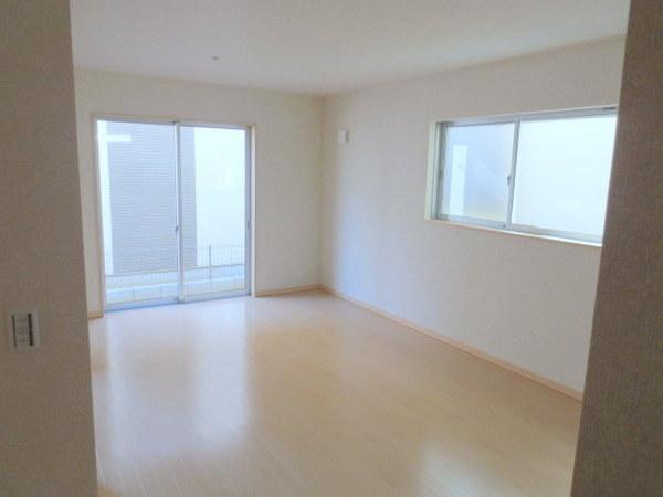 Living. 15 Pledge LDK and spacious