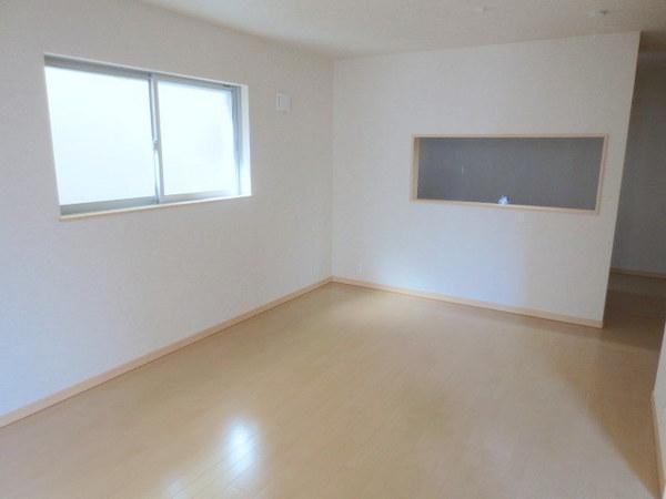 Living. The window is the bright living room with a lot of